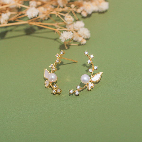 Pearl Butterfly Earrings Apollobox