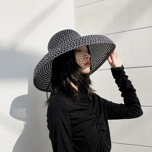 Hepburn Inspired Hat - Large Brim - Black - Silver