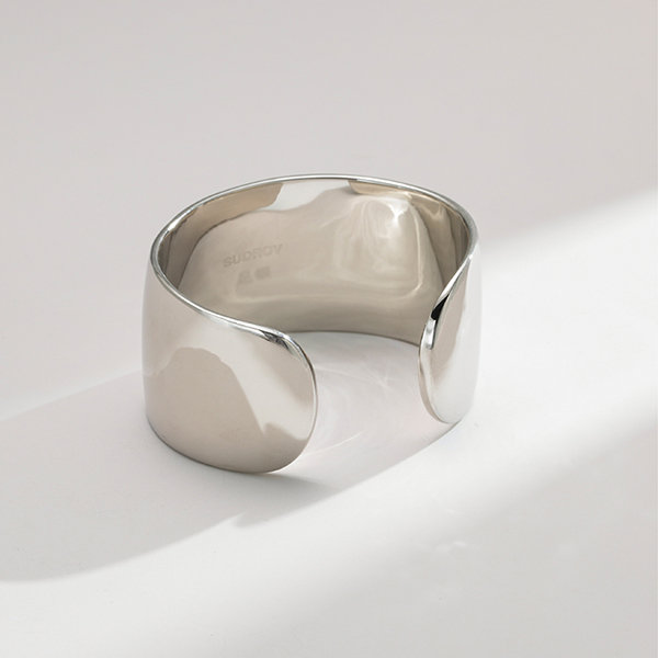 Silver Cuff Bracelet - ApolloBox