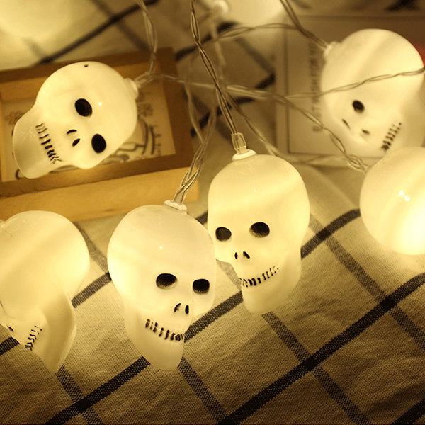 Skull String Lights - ApolloBox