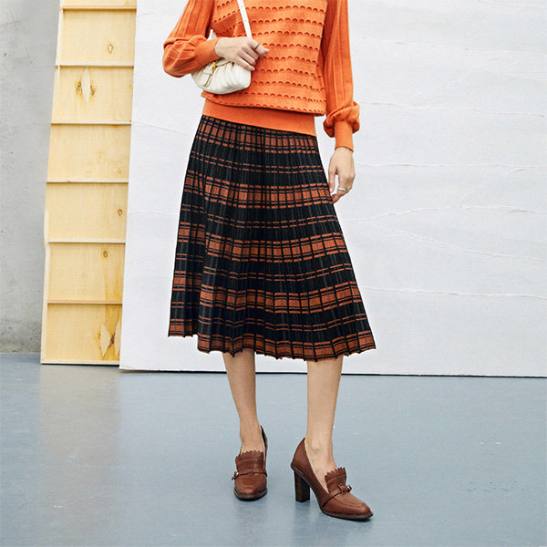 Vintage Knitted Skirt - ApolloBox