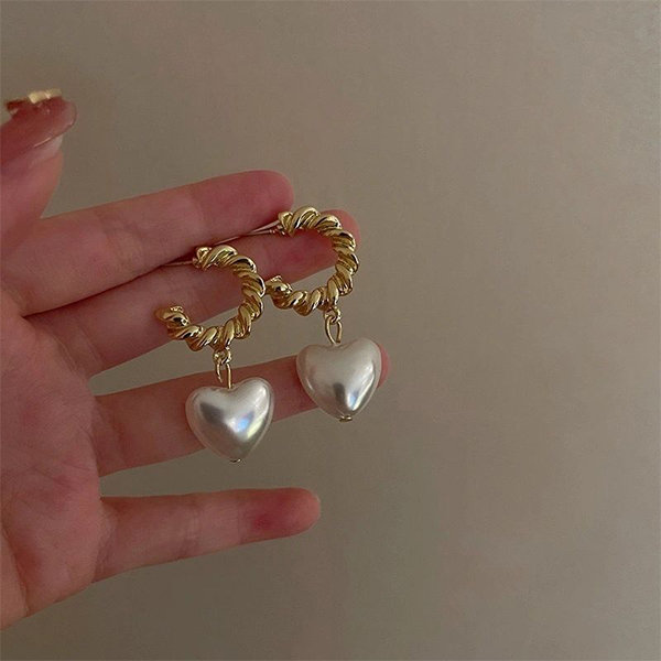 2pcs Heart Shaped Faux Pearl Handle Strap With Detachable Spring