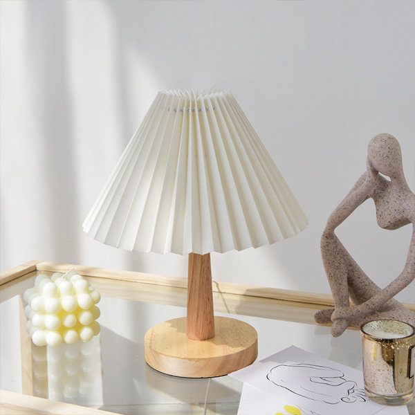 Pleated Table Lamp - ApolloBox