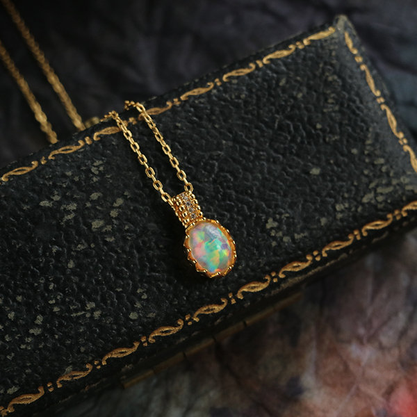 9ct gold vintage opal & sapphire drop necklace (1.9g)