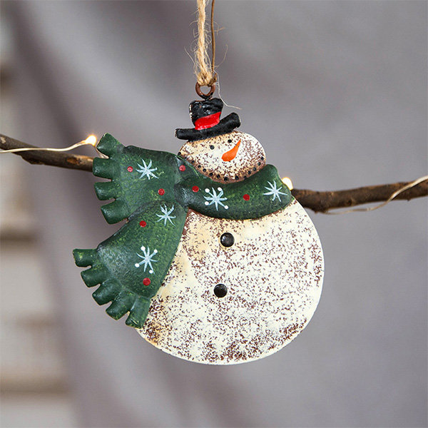 Fun Festive Christmas Ornaments - ApolloBox