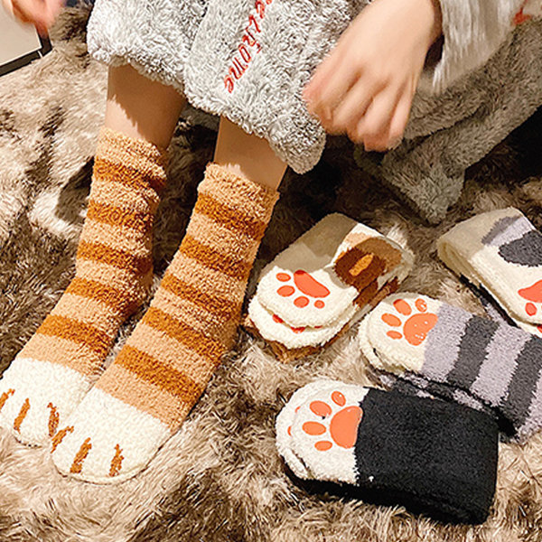 Artist blend Ambassador Cute Kitty Paw Socks - Set of 3 - 6 Patterns - ApolloBox