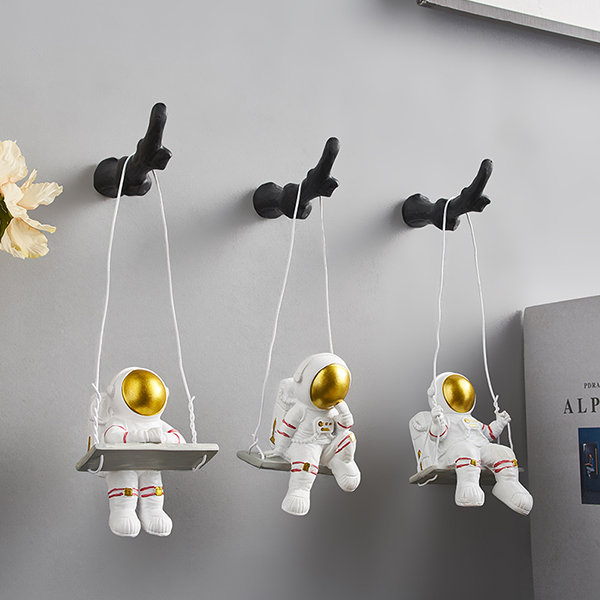 Creative Astronaut Wall Ornament from Apollo Box