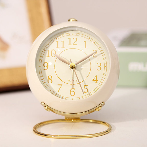 Sleek Bedside Clock - ApolloBox
