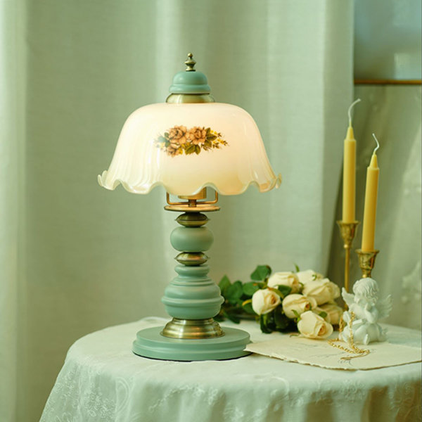 Retro Floral Lamp