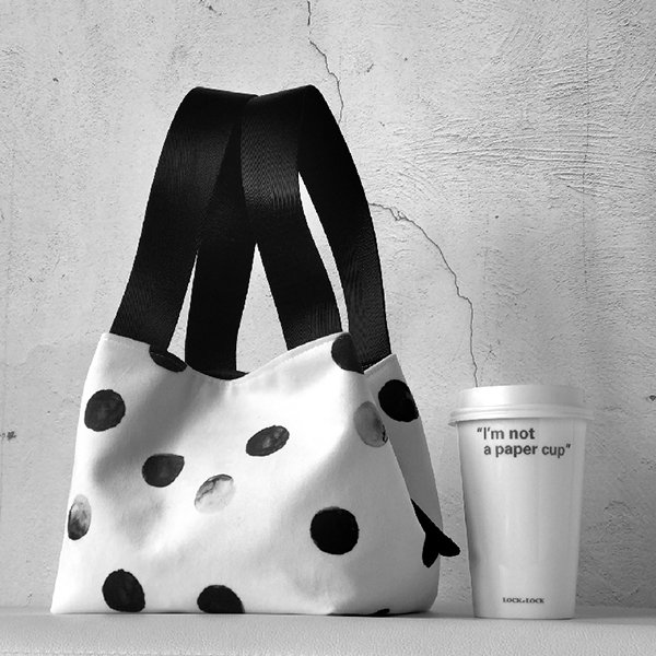 Patterned Black And White Handbag