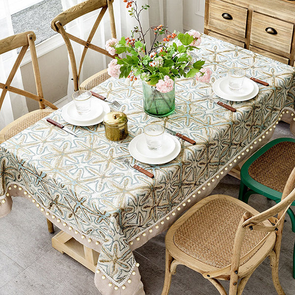 Elegant Tasseled Tablecloth - ApolloBox