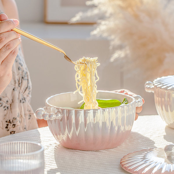 Ceramic Soup Bowl And Lid from Apollo Box