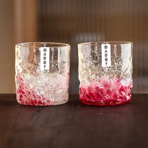 Sakura Color Changing Wine Glass from Apollo Box