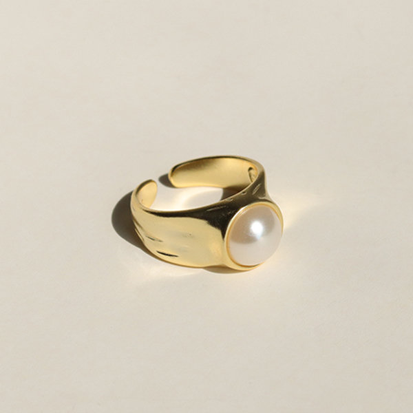 Elegant Pearl Open Ring