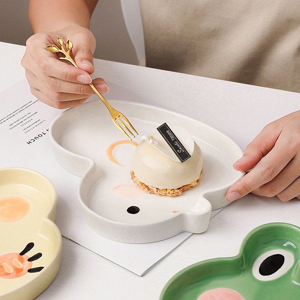 Fox Shaped Ceramic Egg Tray - Perfect For Animal Lovers - ApolloBox