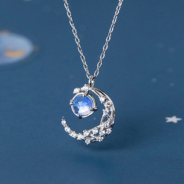 Garnet Crescent Moon Pendant Necklace – Silverthaw Jewelry