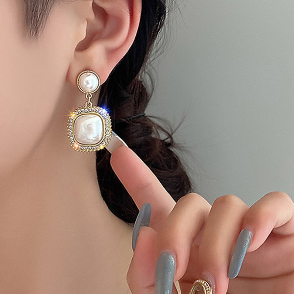 Gold-Filled Pearl Huggie Hoops | Midori Jewelry Co.