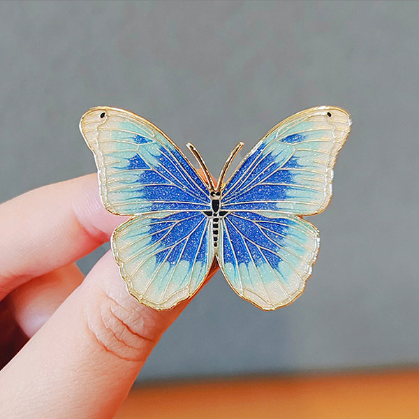 Pretty Butterfly Brooch - ApolloBox
