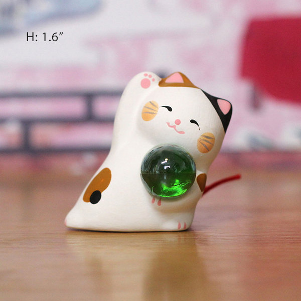 Cute Cat Ornament - ApolloBox