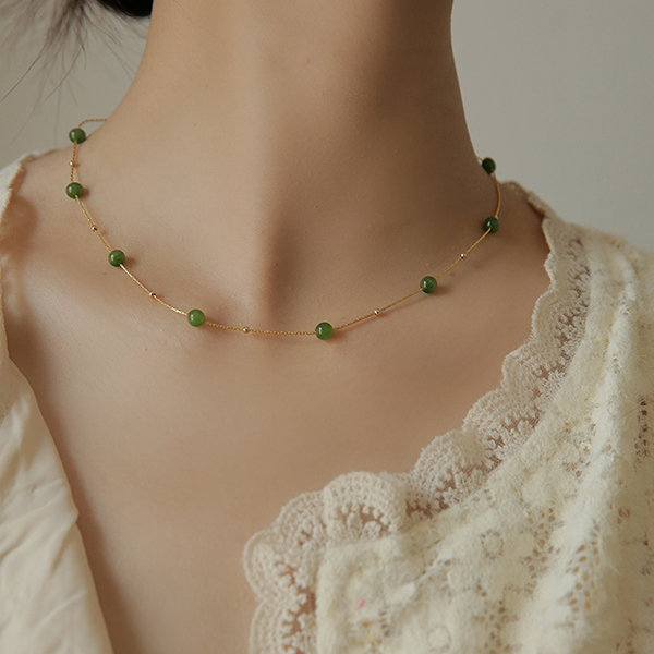 Elegant Nephrite Necklace
