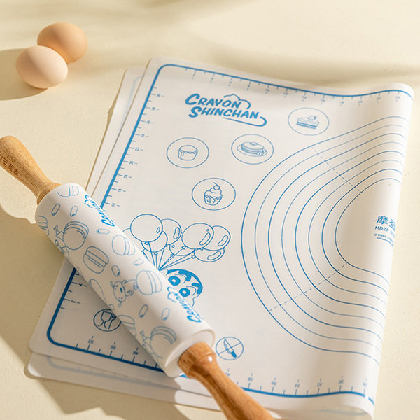 Silicone Pastry Mat from Apollo Box