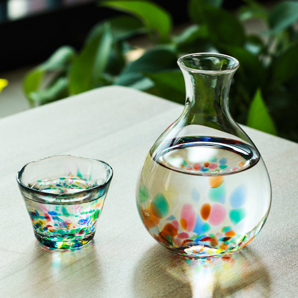 Beautiful Glass Decanter Set from Apollo Box