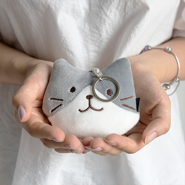 ZOSTLAND Wireless Earphone Case, Cute Cat Kitty Thick Soft Portable  Keychain Finger Ring Protective …See more ZOSTLAND Wireless Earphone Case,  Cute