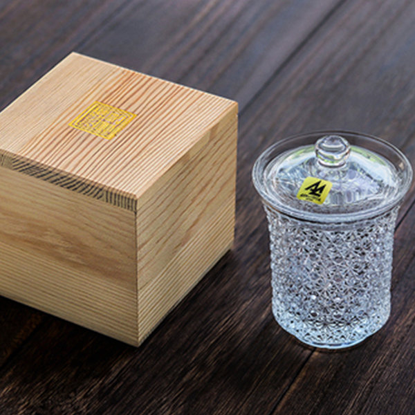 Engraved Glass Cup With Lid - ApolloBox