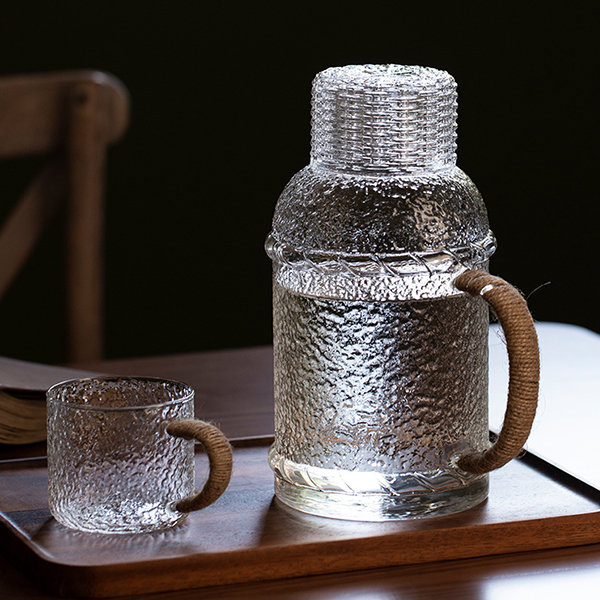 Cold Water Pitcher With Spout - Glass - ApolloBox