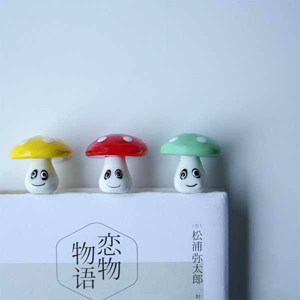 * mushroom ornament ❀**  小さ目 キノコさん
