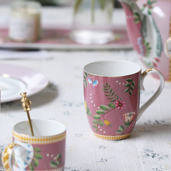 Floral Themed Glass Mug - with Spoon - 2 Patterns from Apollo Box