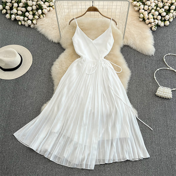 Stylish Beach Dress - ApolloBox