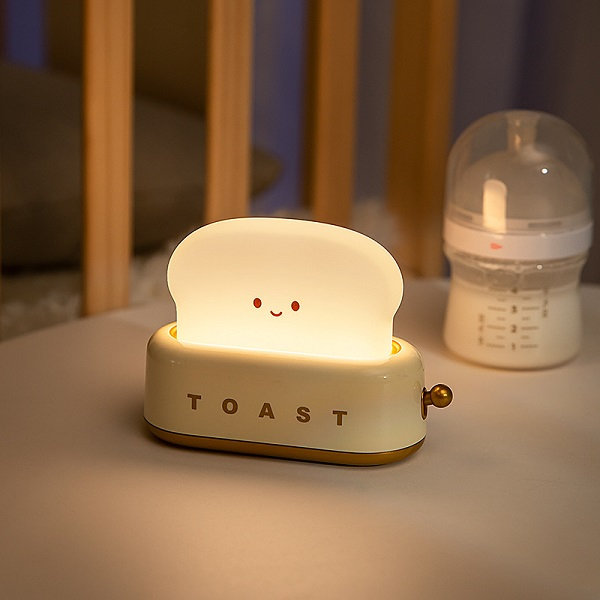 Cute Toast Night Light - ApolloBox