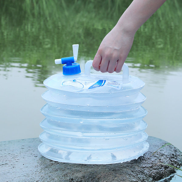 Outdoor Collapsible Water Container - ApolloBox