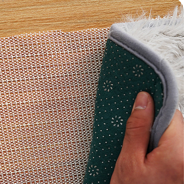 Nonslip PVC Tablecloth Underlay - Carpet Bed Sheet Underlay - 3