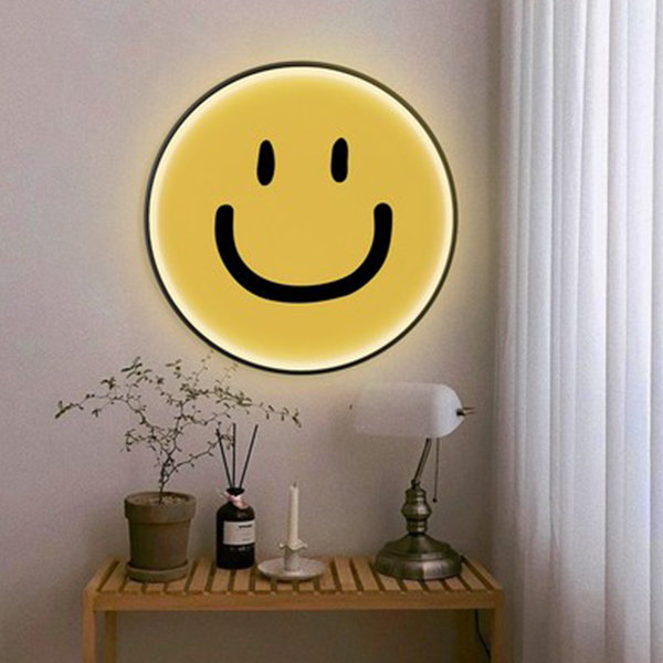 Adorable Bright store Blue / Yellow Smile LED Night Light Room Wall Decor