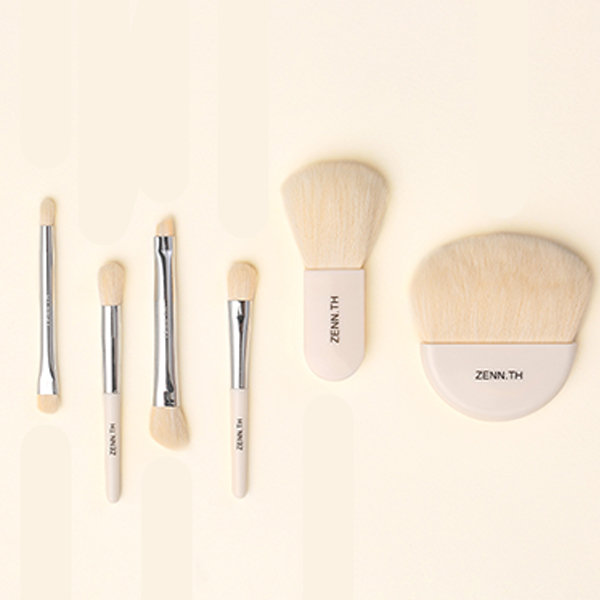 Makeup Tools Coloring Page - Mimi Panda