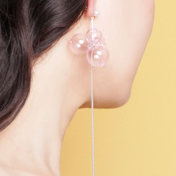 very long, asymmetric rubber Scribble earrings