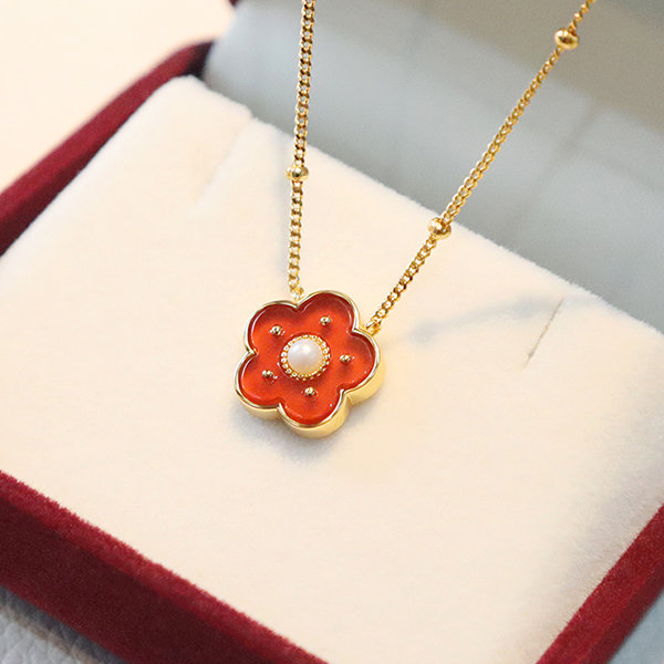Flower Necklace - 925 Silver And Red Agate