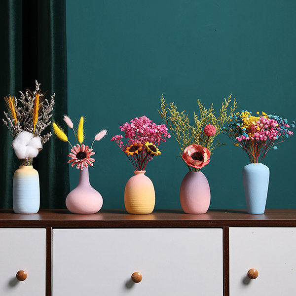 12 Unique Vases for Flowers 2023: Shop These Unusual Finds