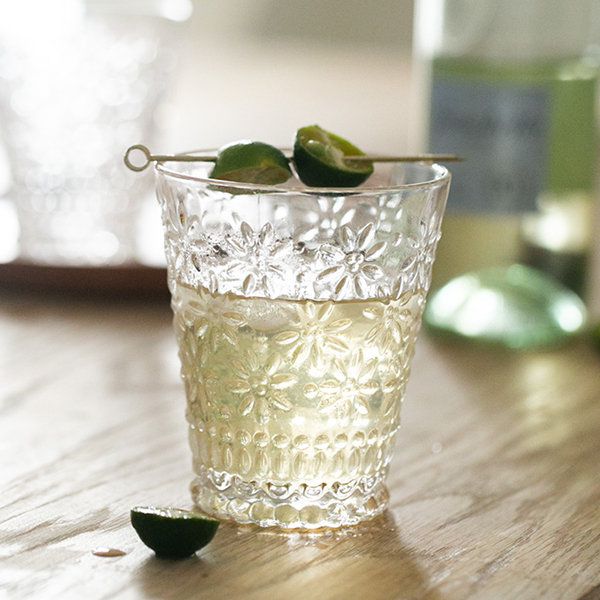 Pretty Daisy Glass Cup - ApolloBox