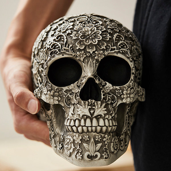 Carved Skull Decor - Resin - Black - Yellow - ApolloBox