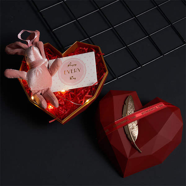 Heart Shaped Gift Box - Acrylic - 10 Styles - 2 Sizes - ApolloBox