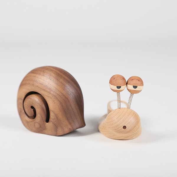 Snail Coaster Set - Beech Wood - Black Walnut Wood from Apollo Box