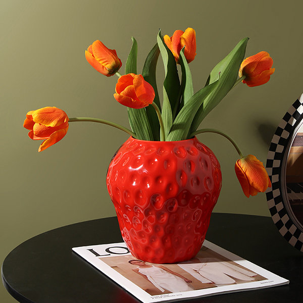Creative Strawberry Vase - Ceramic