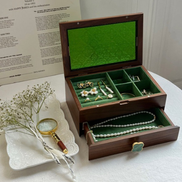 Beautiful Velvet Lined Oak Antique Jewellery Box JB355