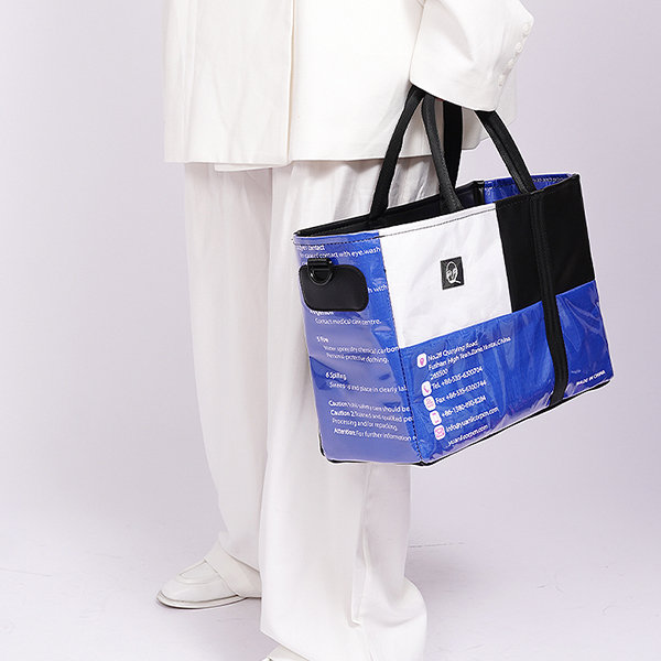 Folding Tote Bag - With Wheels - ApolloBox