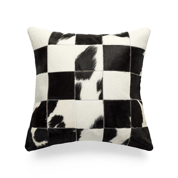 Dice Shaped Throw Pillow - Black - White - Ideal For Gaming Enthusiasts -  ApolloBox