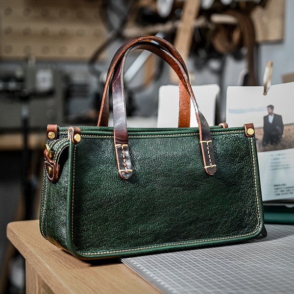 VINTAGE SQUARE LEATHER BAG IN DARK BROWN