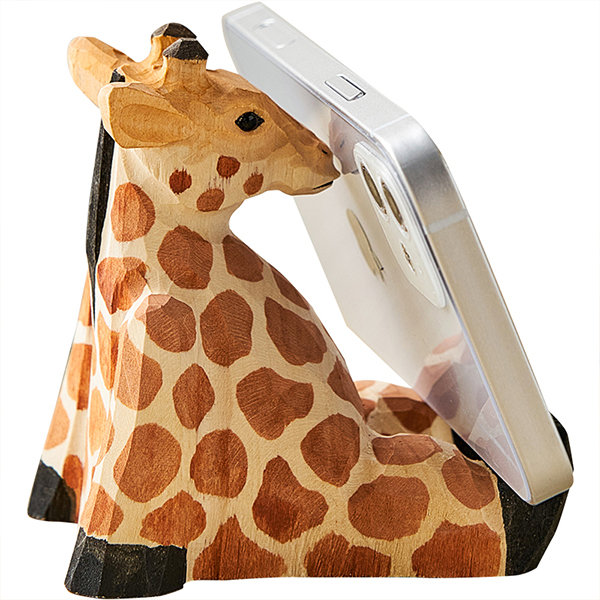Animal Wood Carving Phone Holder - Basswood - Bear - Giraffe - 4 Patterns -  ApolloBox